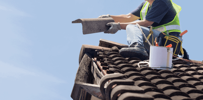 Ivins UT roofing - roofer installing a tile roof